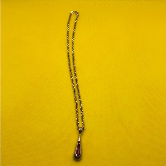 Vintage Sterling silver erring and Necklace - Picture 5 of 9